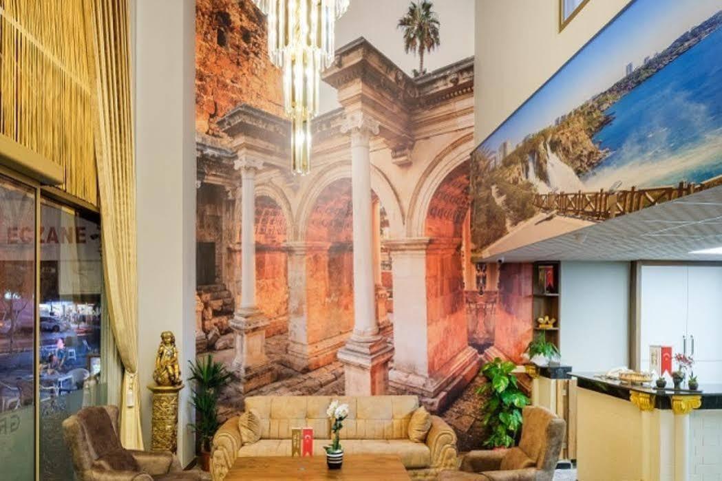 Grand Gulluk & Otel 3*